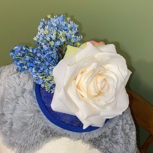 Hair clip blue white rose blue flower hand-made fascinator